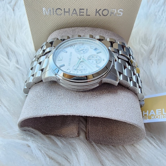 🎁Watch Michael kors original brand new with tag - Picture 4 of 10